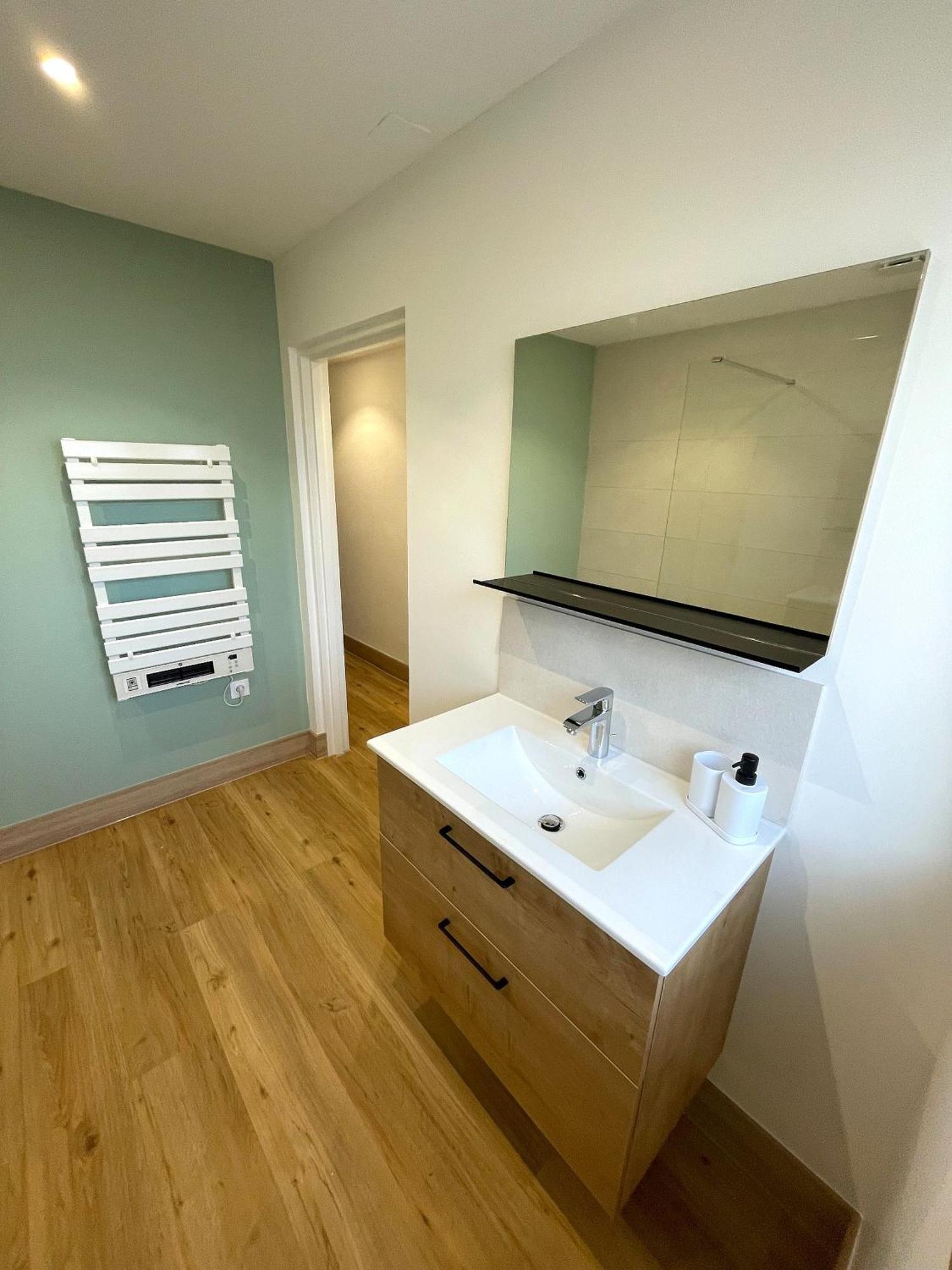 Appartement Moderne Et Spacieux, A 10 Min De La Gare Colmar Esterno foto